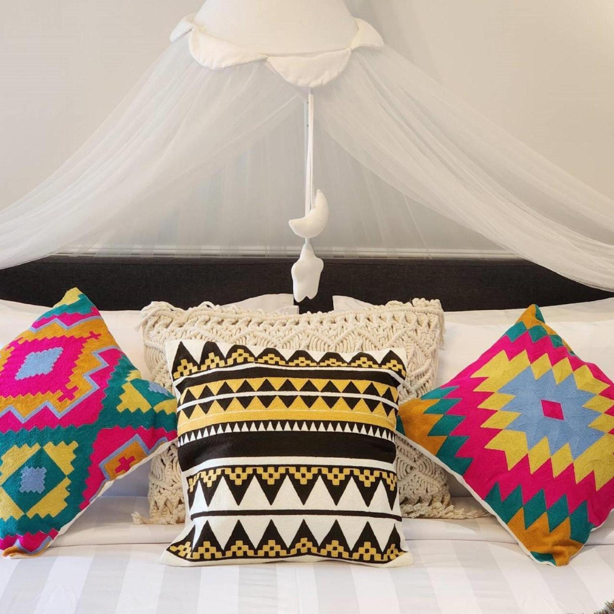 Capital O 75422 Million Pillows Csiangmaj Kültér fotó